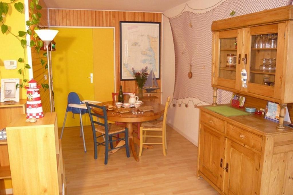 Les Comptoirs Apartment Saint-Malo Room photo
